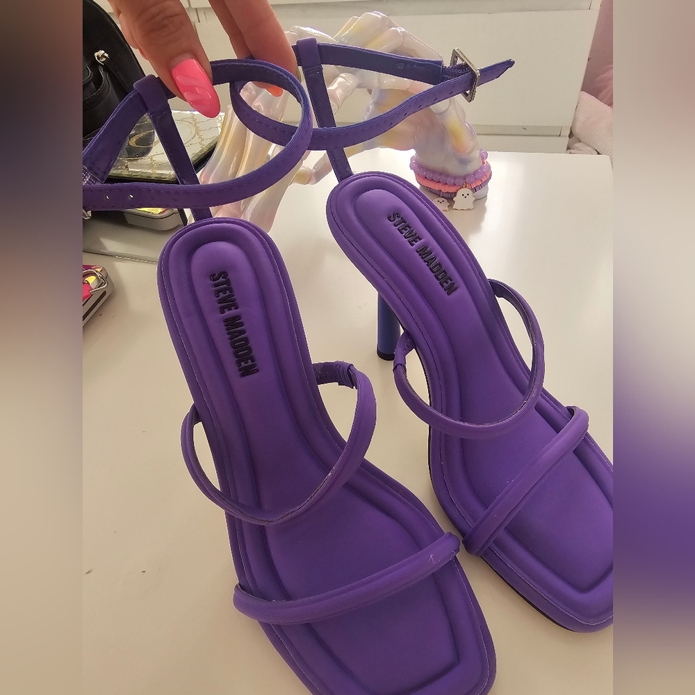 Steve Madden Vibrant Purple Strappy Heels